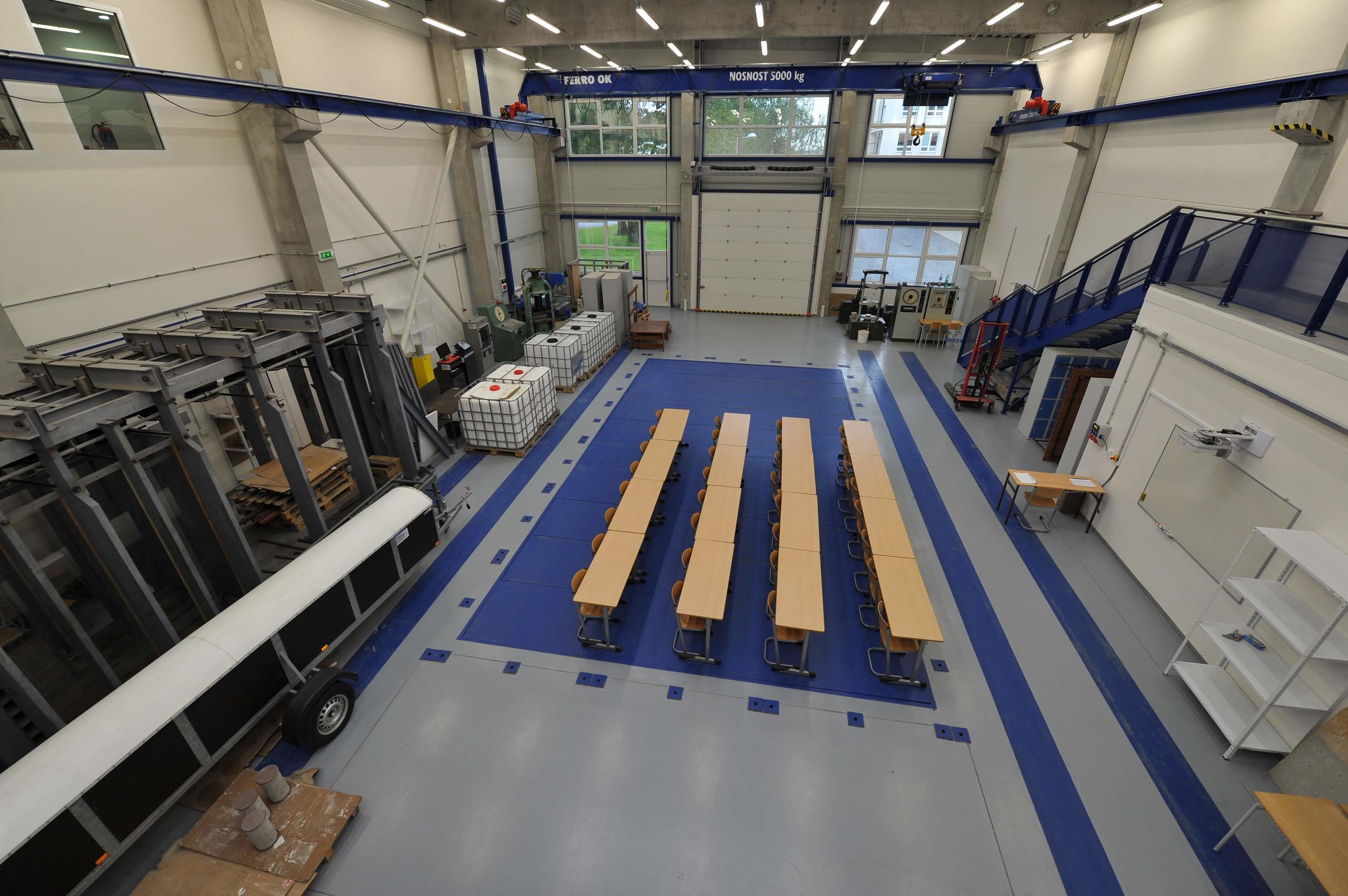 Laboratory of transport structures