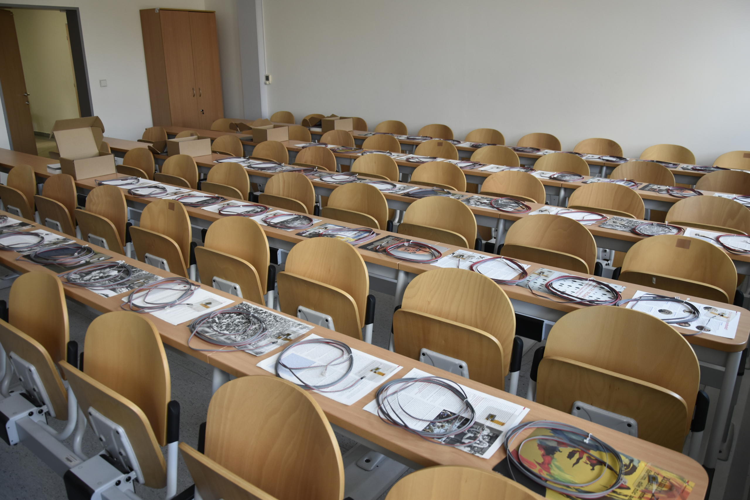 Strain gauges with drying paint.