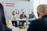 Prezidentský pár na UPCE